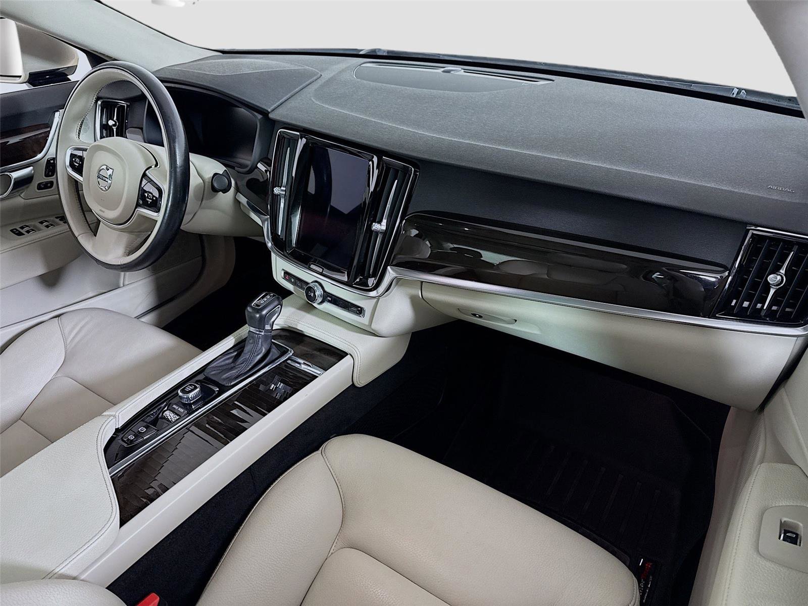 Used 2018 Volvo S90 T5 Momentum w/ Convenience Package image 23