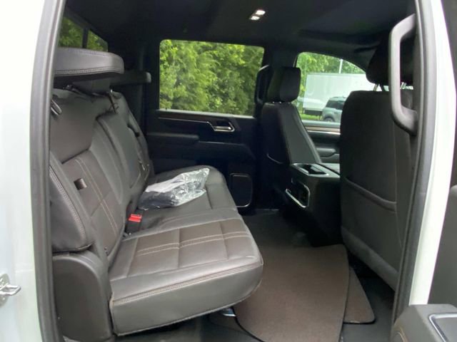 Used 2024 Chevrolet Silverado 2500 High Country w/ High Country Premium Package AWD/4WD image 32