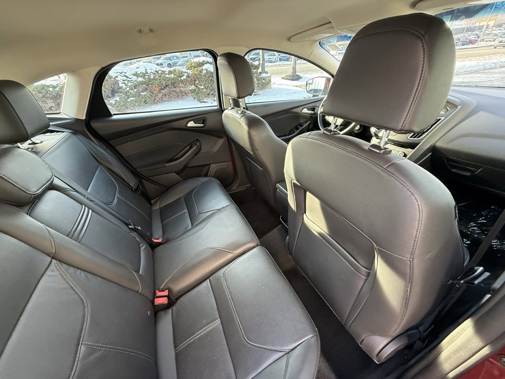 Used 2016 Ford Focus SE w/ Equipment Group 201A image 36