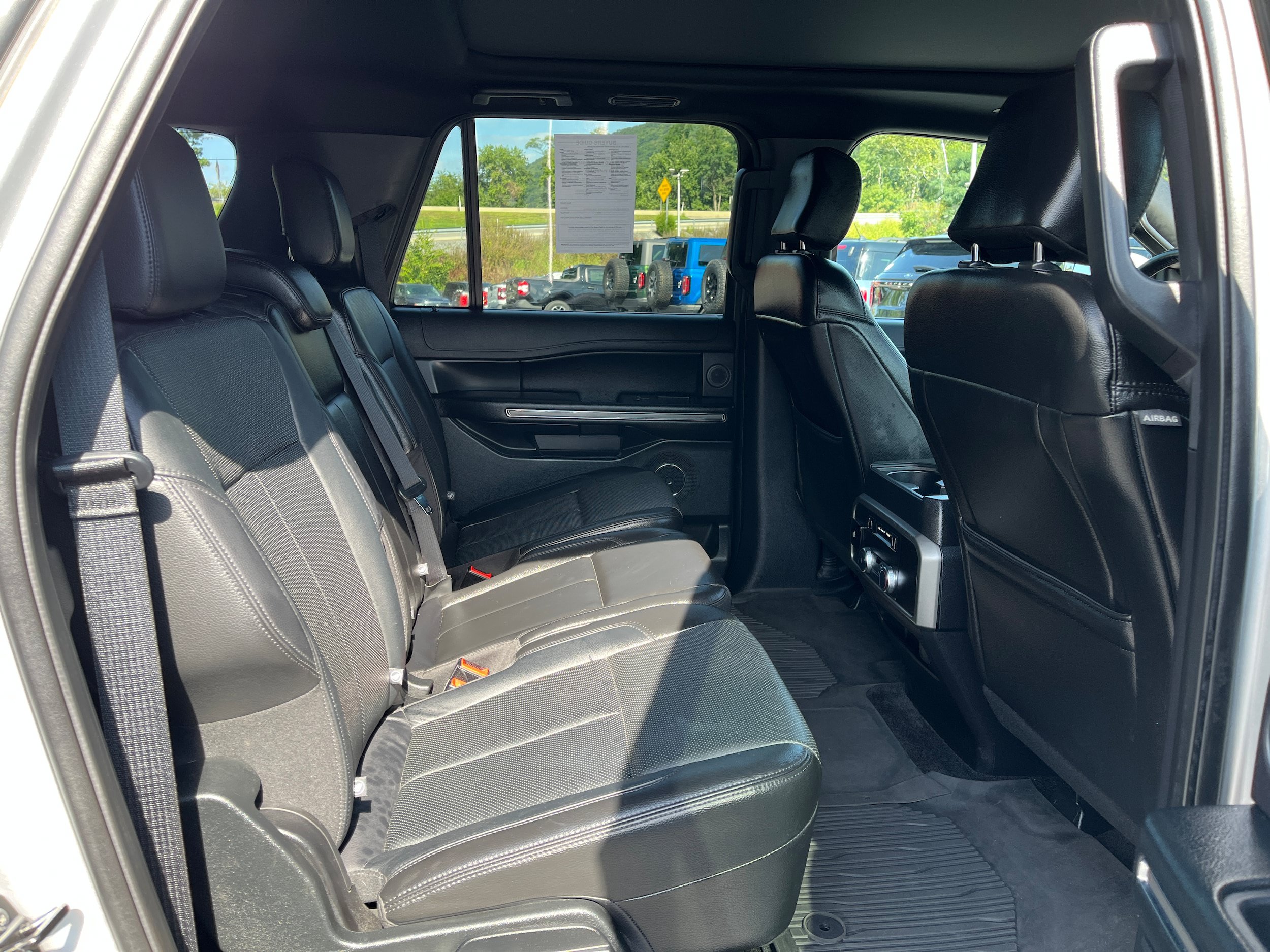 Certified 2018 Ford Expedition Max XLT w/ Equipment Group 201A AWD/4WD image 10