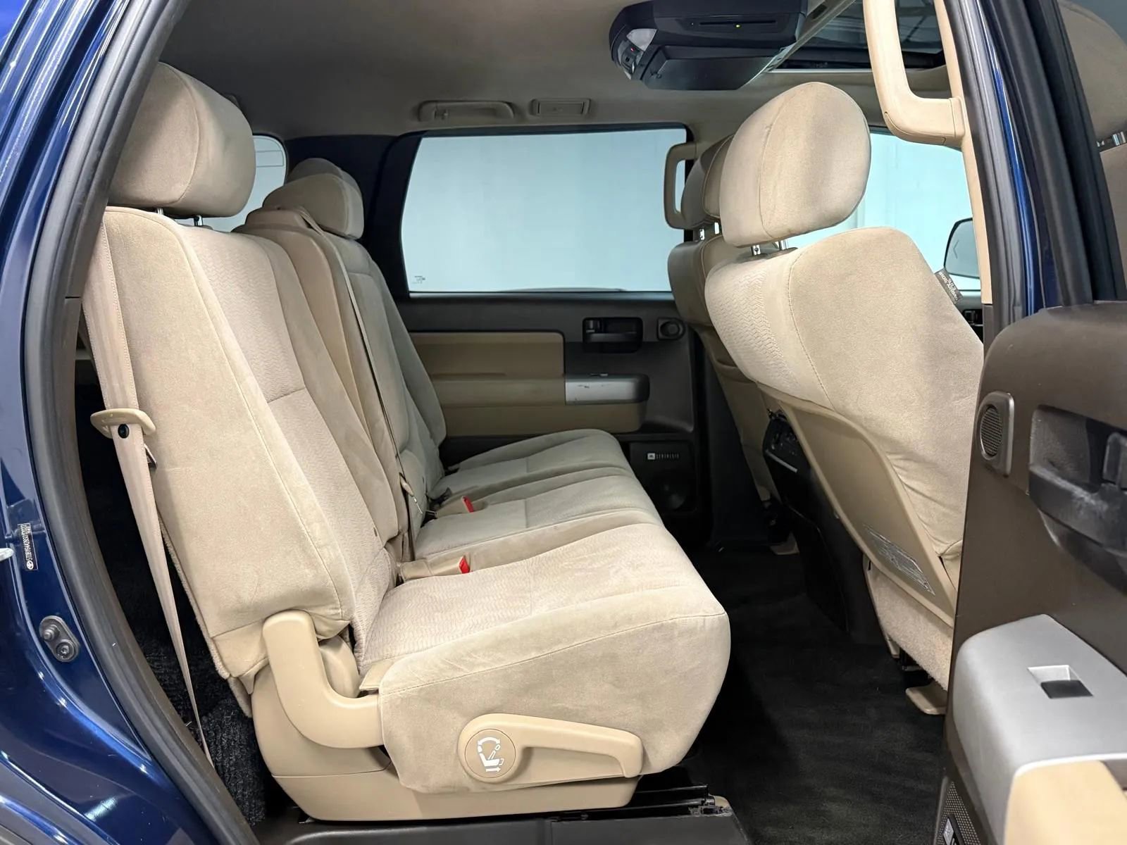 Used 2008 Toyota Sequoia SR5 image 21