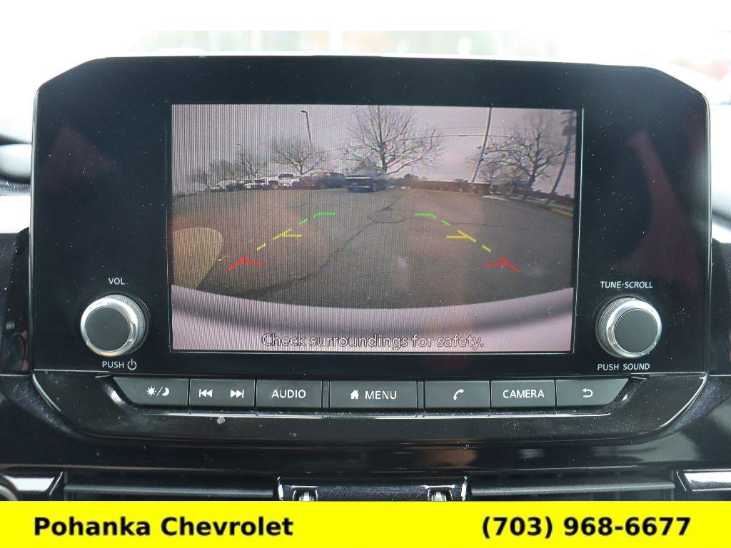Used 2022 Nissan Pathfinder SV image 14
