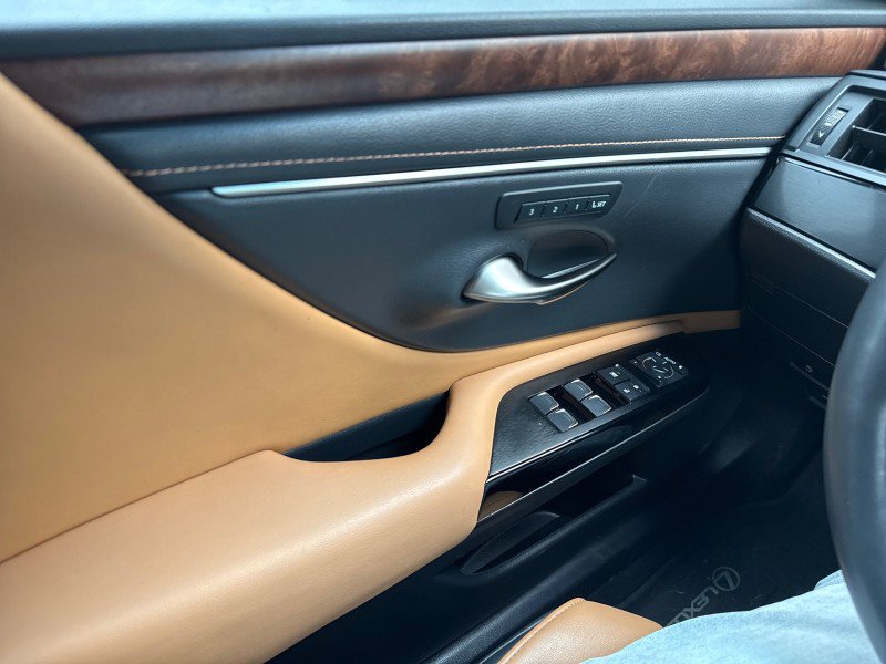 Used 2022 Lexus ES 350 w/ Premium Package image 45