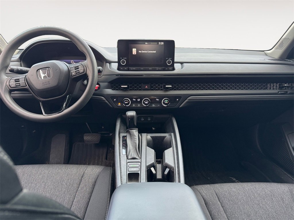 Used 2023 Honda Accord EX image 10