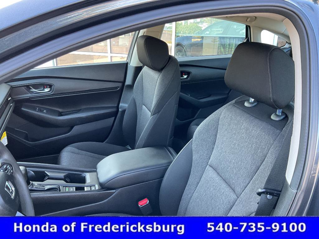 Certified 2025 Honda Accord SE image 30