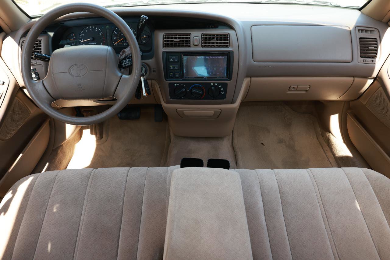 Used 1996 Toyota Avalon XL FWD image 20