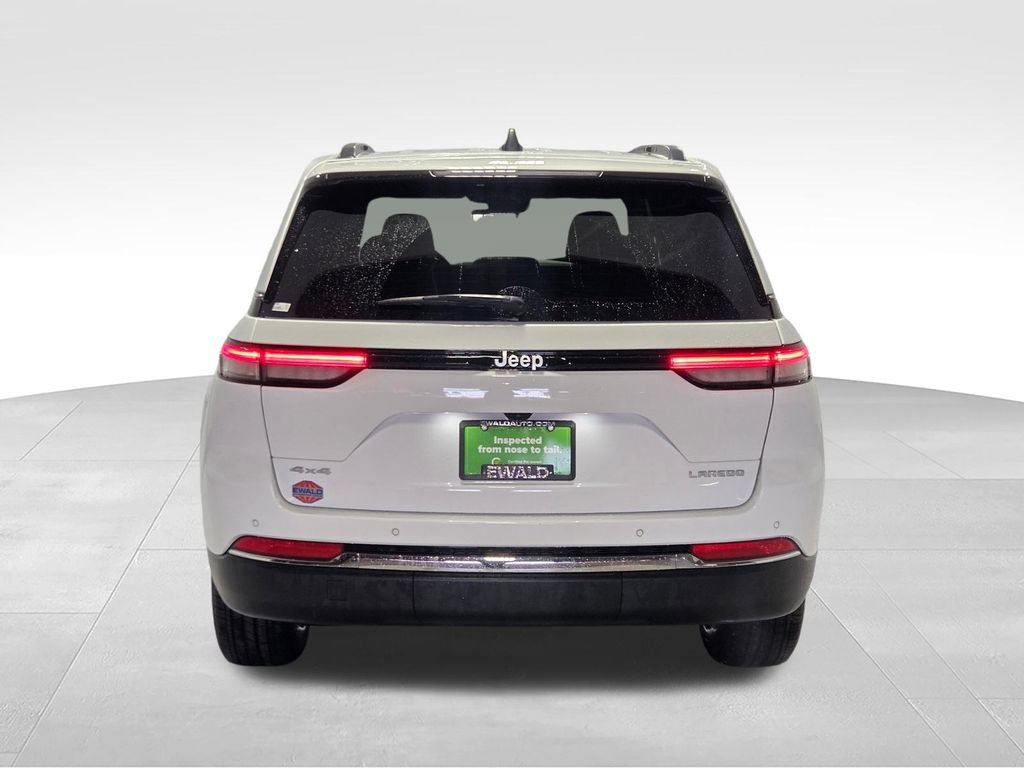 Certified 2024 Jeep Grand Cherokee Laredo X AWD/4WD image 23
