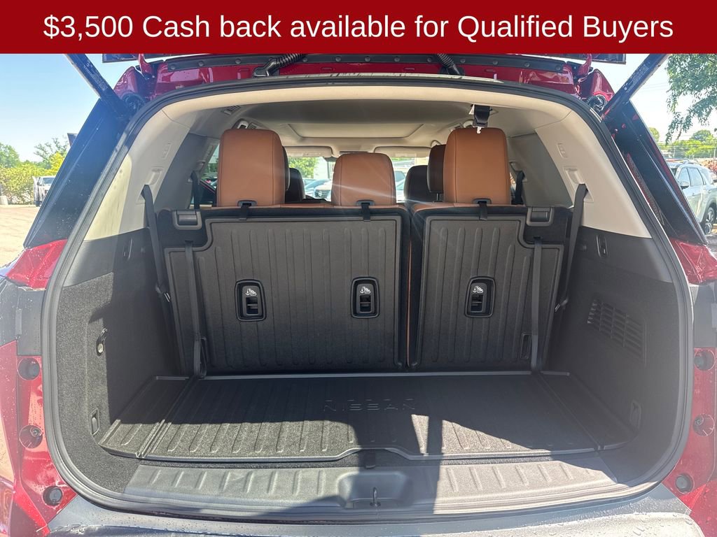 New 2026 Nissan Pathfinder Platinum w/ Cargo Package image 22