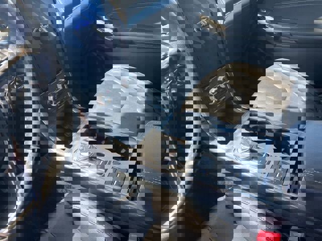 Used 2022 Ford Edge Titanium w/ Class II Trailer Tow Package AWD/4WD image 12