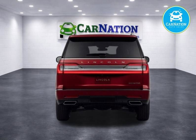 Used 2018 Lincoln Navigator Reserve w/ Technology Package AWD/4WD image 5