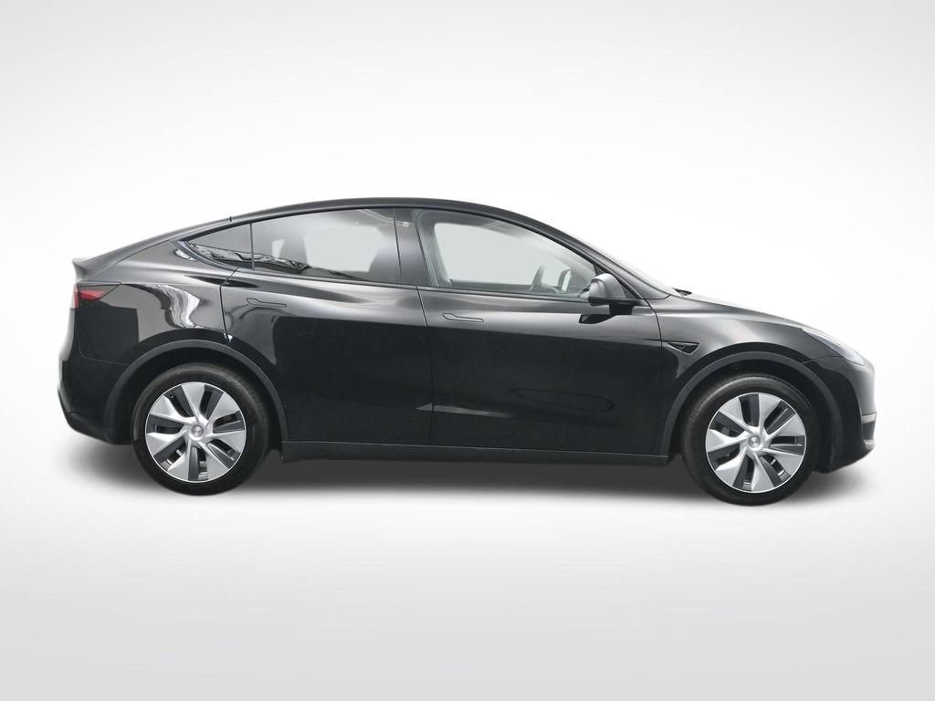 Used 2023 Tesla Model Y Long Range AWD/4WD image 4