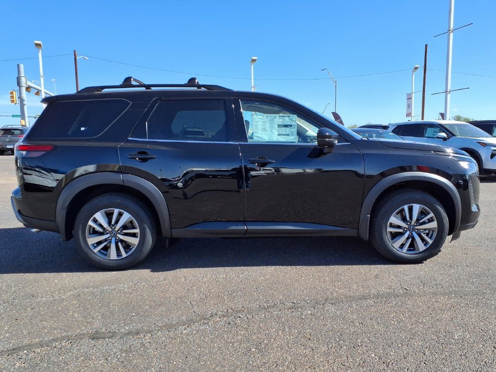 New 2026 Nissan Pathfinder SL FWD image 8