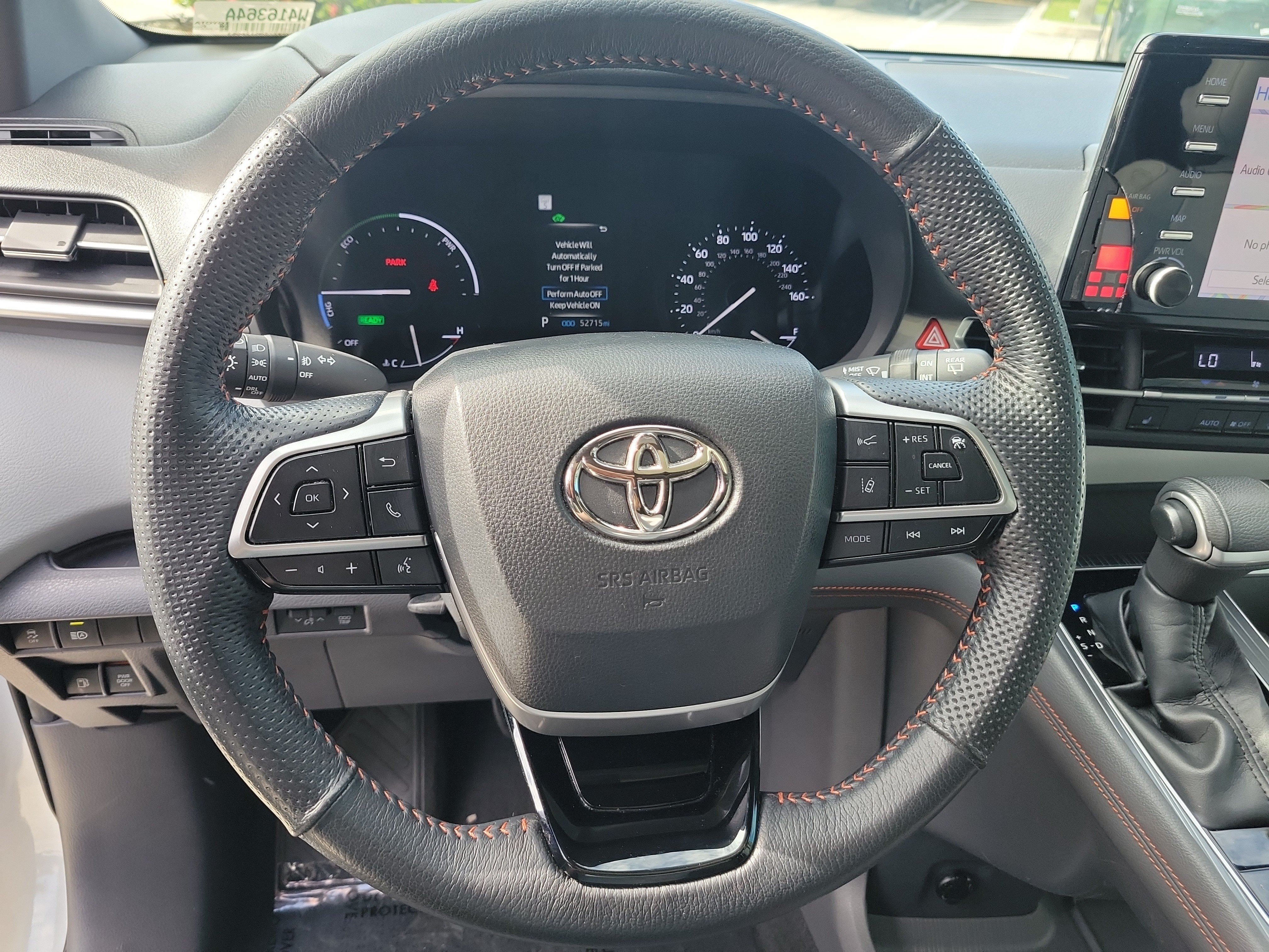 Used 2022 Toyota Sienna XSE FWD image 28