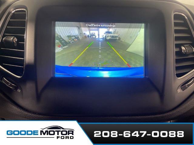 Used 2021 Jeep Compass Latitude w/ Driver Assistance Group AWD/4WD image 16