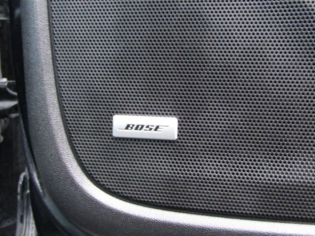 Used 2018 GMC Terrain Denali w/ Comfort Package image 24