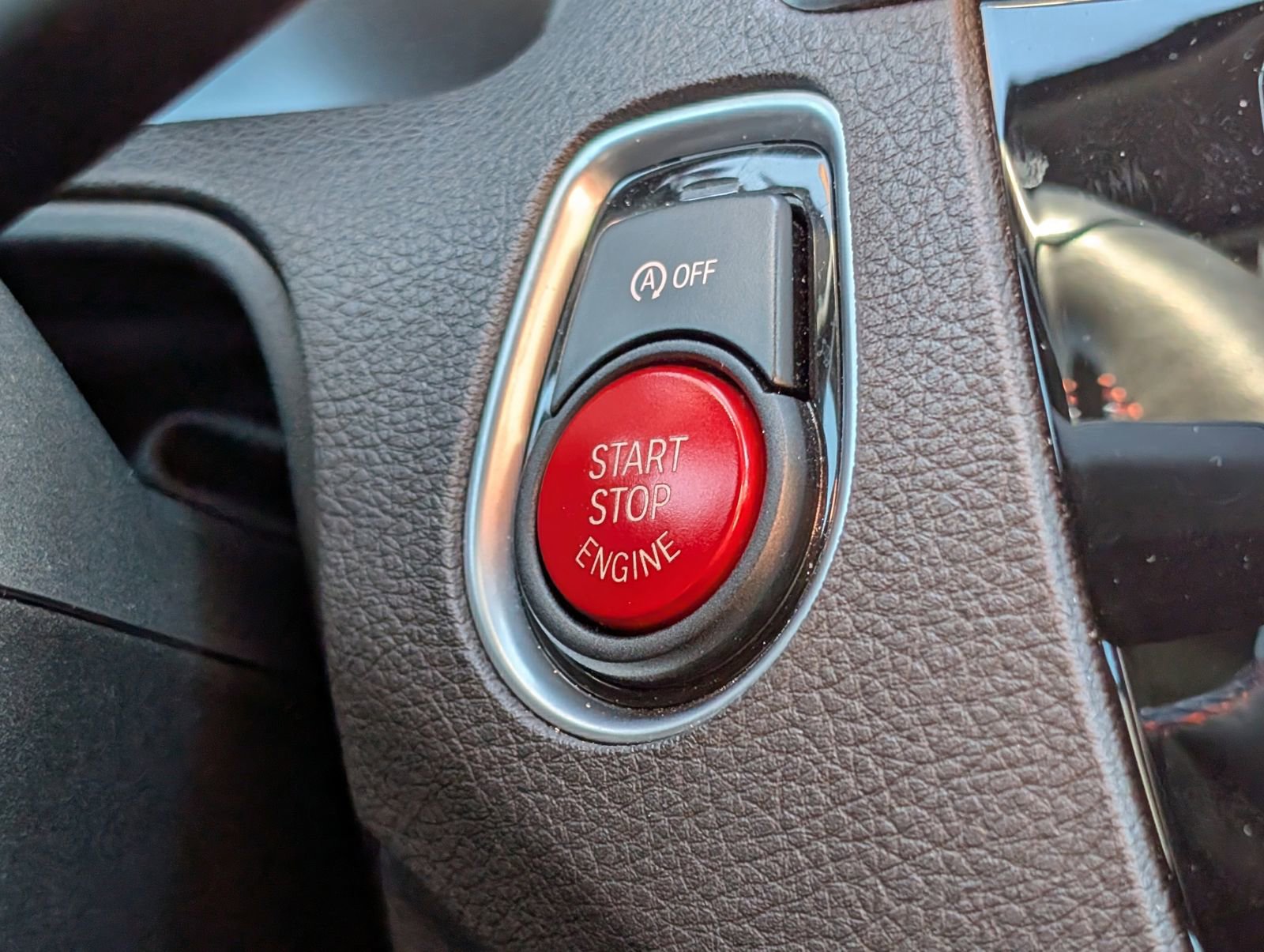 Used 2020 BMW M2 Competition image 25