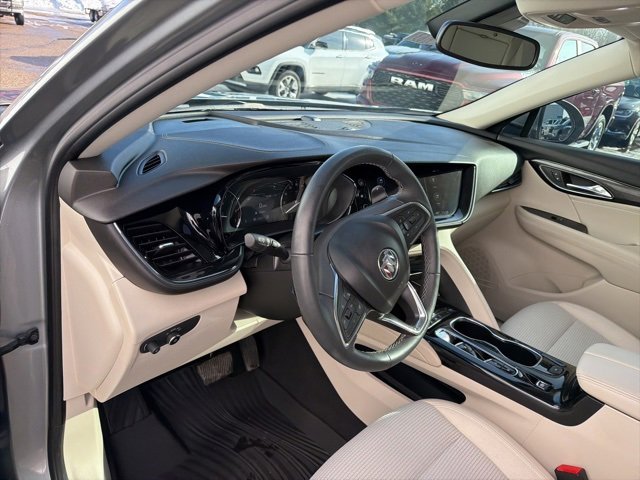 Used 2023 Buick Envision Preferred image 14