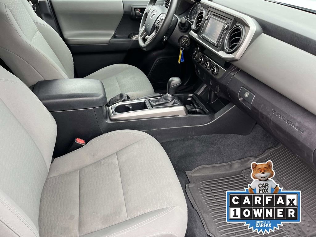Used 2017 Toyota Tacoma SR5 w/ Tow Package image 21