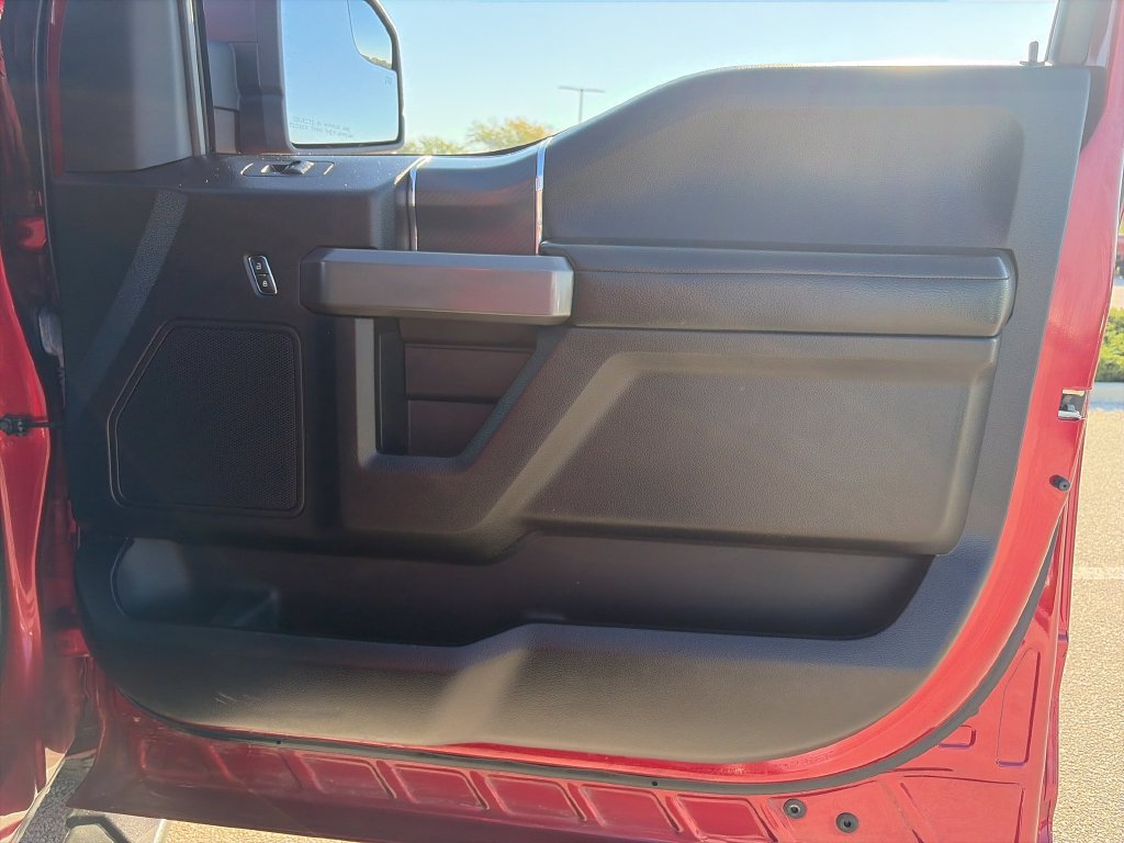 Used 2018 Ford F150 XLT w/ Equipment Group 302A Luxury AWD/4WD image 12