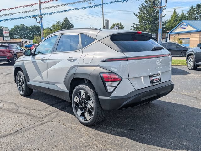 Used 2025 Hyundai Kona SEL AWD/4WD image 5