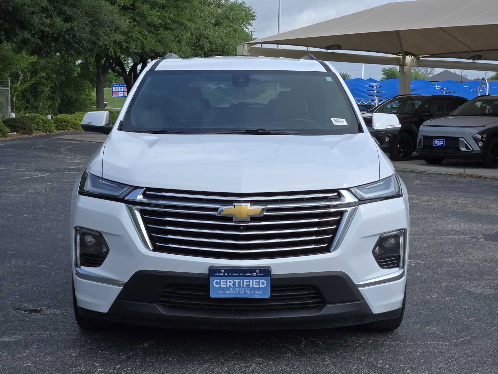 Certified 2023 Chevrolet Traverse Premier FWD image 3