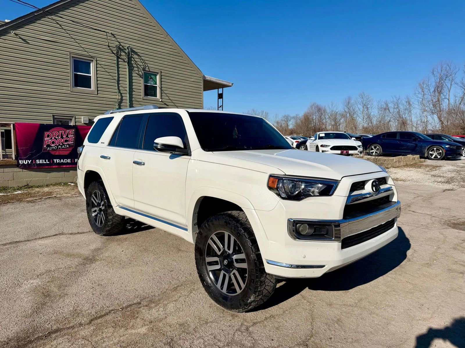 Used 2017 Toyota 4Runner Limited image 3