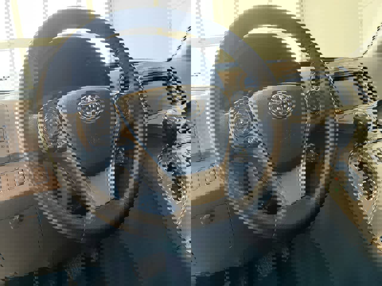 Used 2013 Toyota Venza Limited image 14