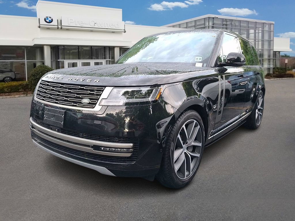 Used 2025 Land Rover Range Rover SE