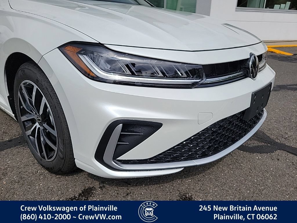 New 2026 Volkswagen Jetta SE FWD image 21