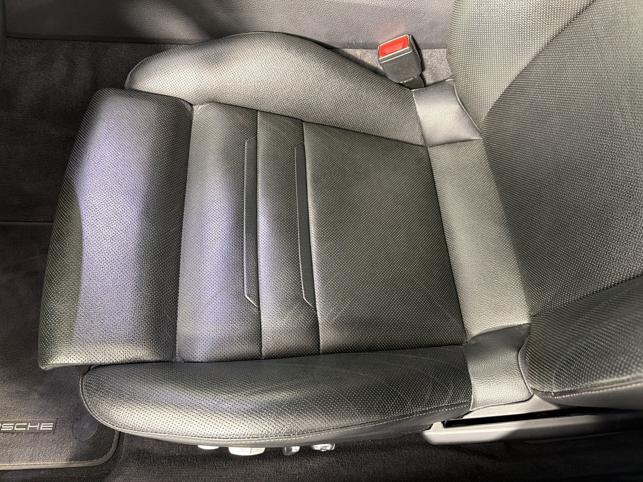 Certified 2019 Porsche Panamera image 15