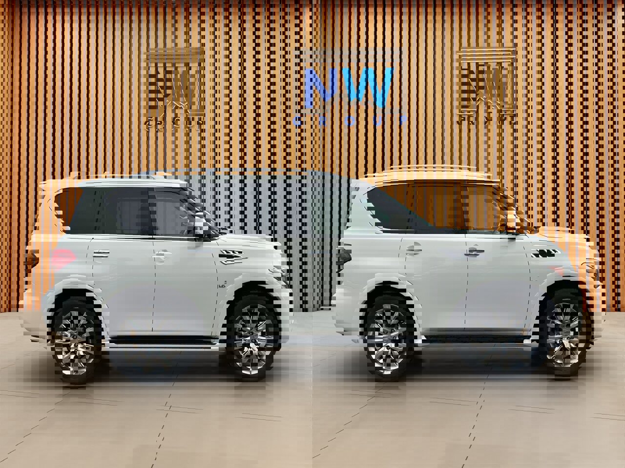 Used 2014 INFINITI QX80 4WD w/ Deluxe Touring Package image 29