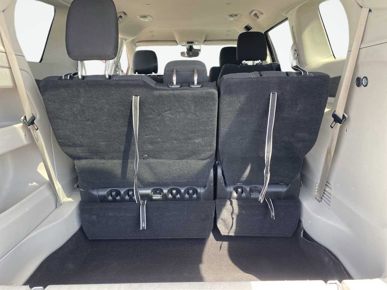 Used 2023 Chrysler Voyager LX FWD image 48