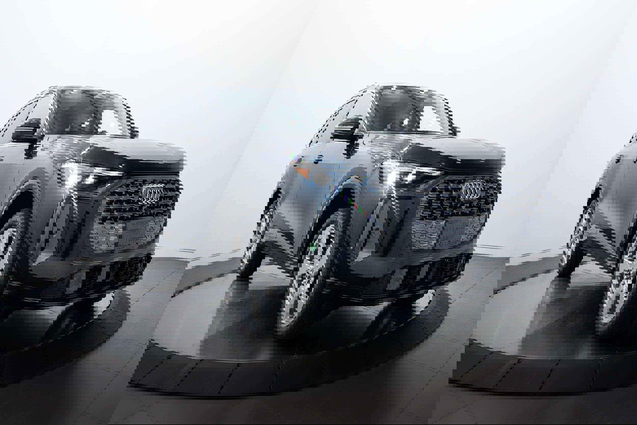 New 2025 Audi Q5 Premium Plus image 2