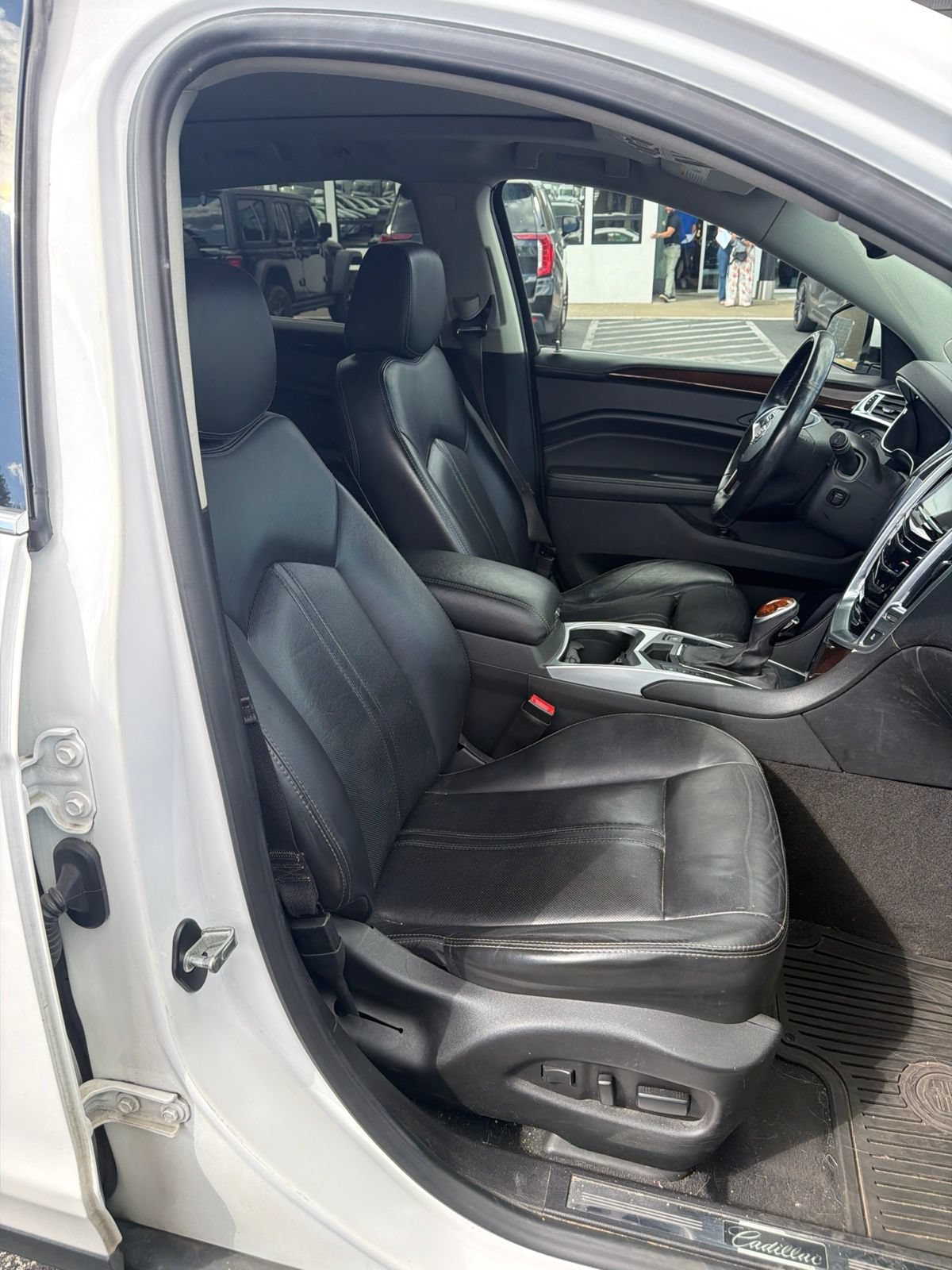 Used 2016 Cadillac SRX Premium w/ Driver Assist Package AWD/4WD image 11