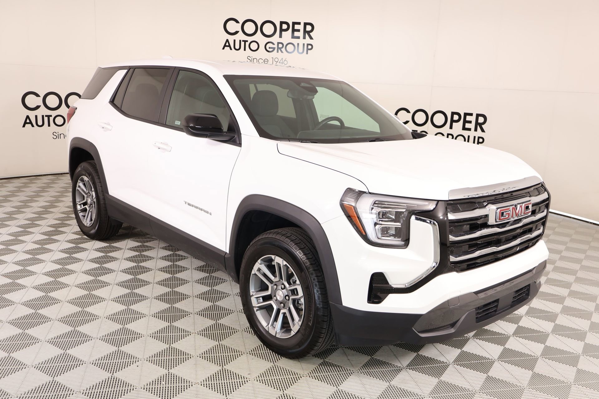 Used 2026 GMC Terrain Elevation