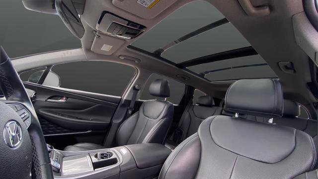 Used 2022 Hyundai Santa Fe Limited FWD image 12
