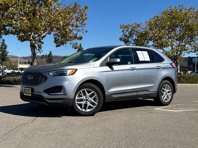 Used 2023 Ford Edge SEL video 3