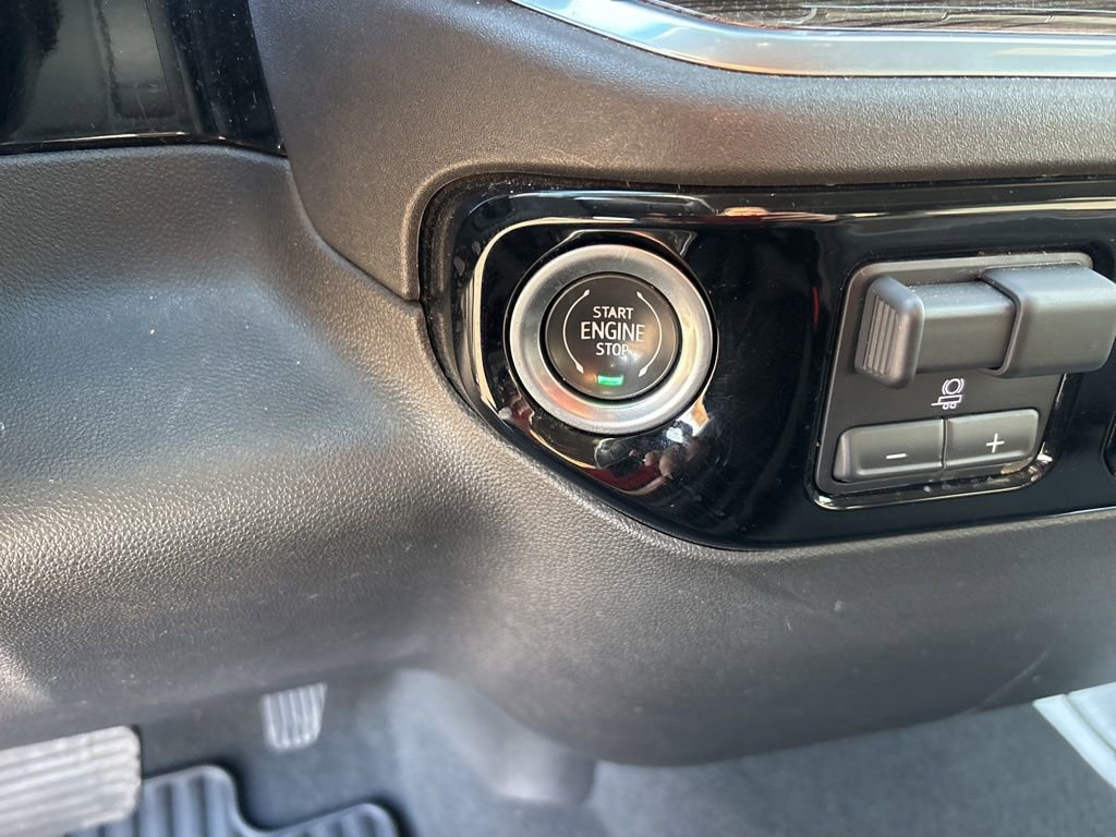 Used 2022 Chevrolet Silverado 1500 RST image 26