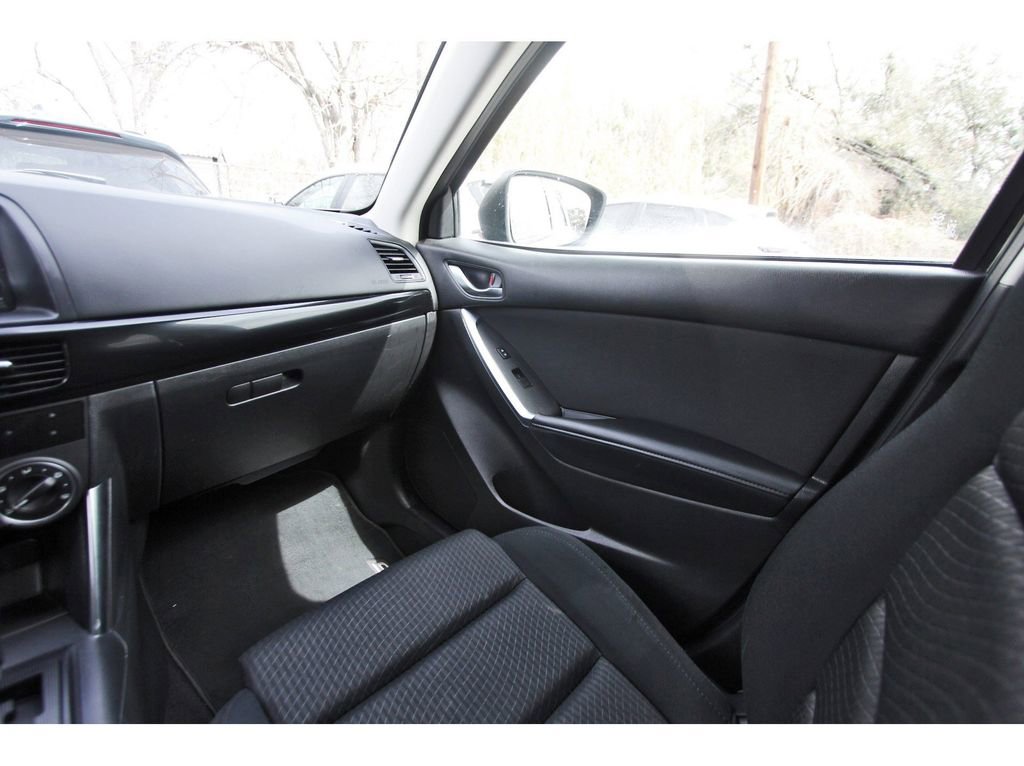Used 2014 MAZDA CX-5 Touring image 9