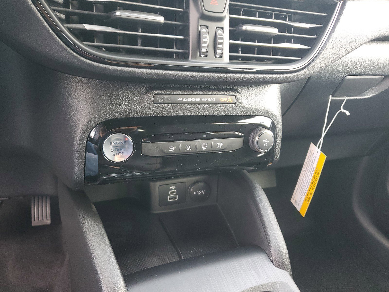 New 2025 Ford Escape ST-Line w/ Equipment Group 301A image 17