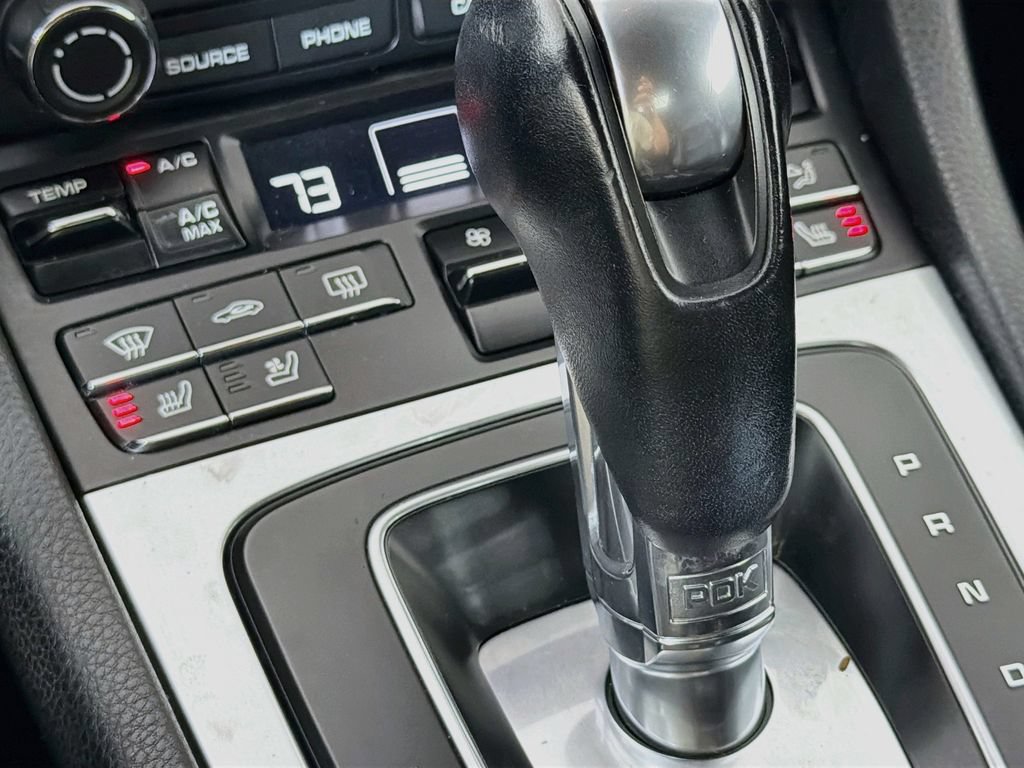 Used 2023 Porsche 718 Boxster RWD image 19