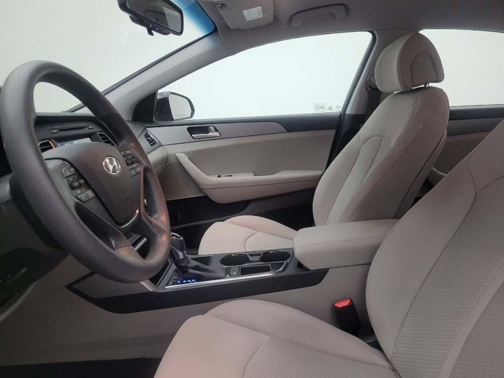 Used 2016 Hyundai Sonata SE image 17