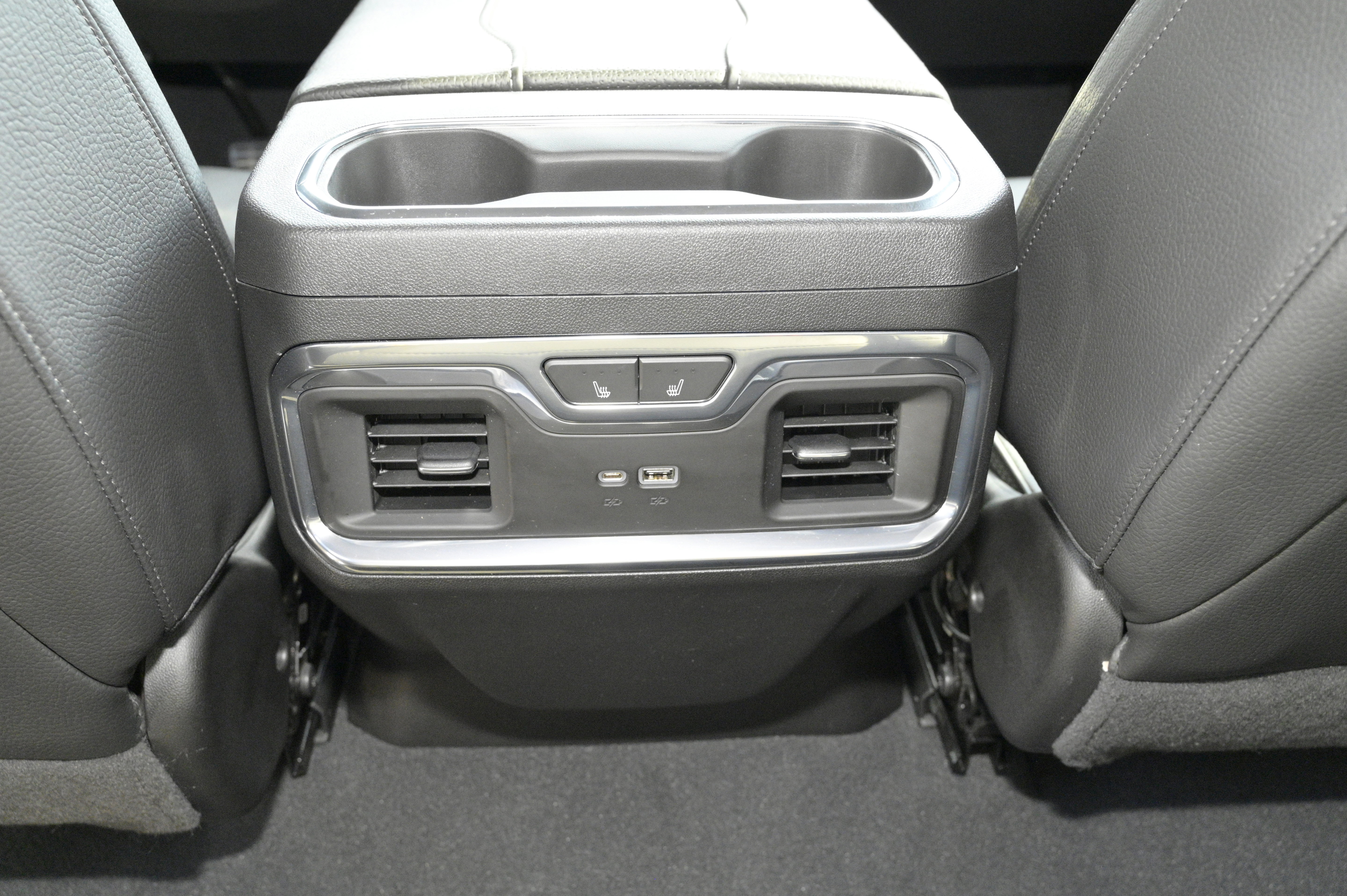 Used 2023 GMC Sierra 1500 Denali w/ Denali Reserve Package image 39