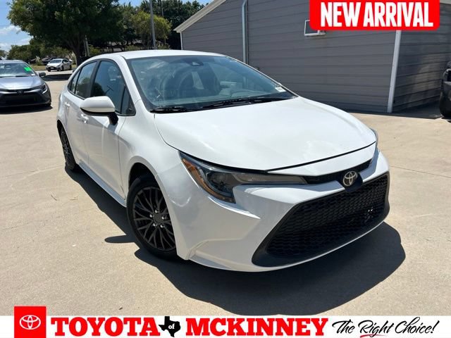Used 2021 Toyota Corolla LE FWD image 1