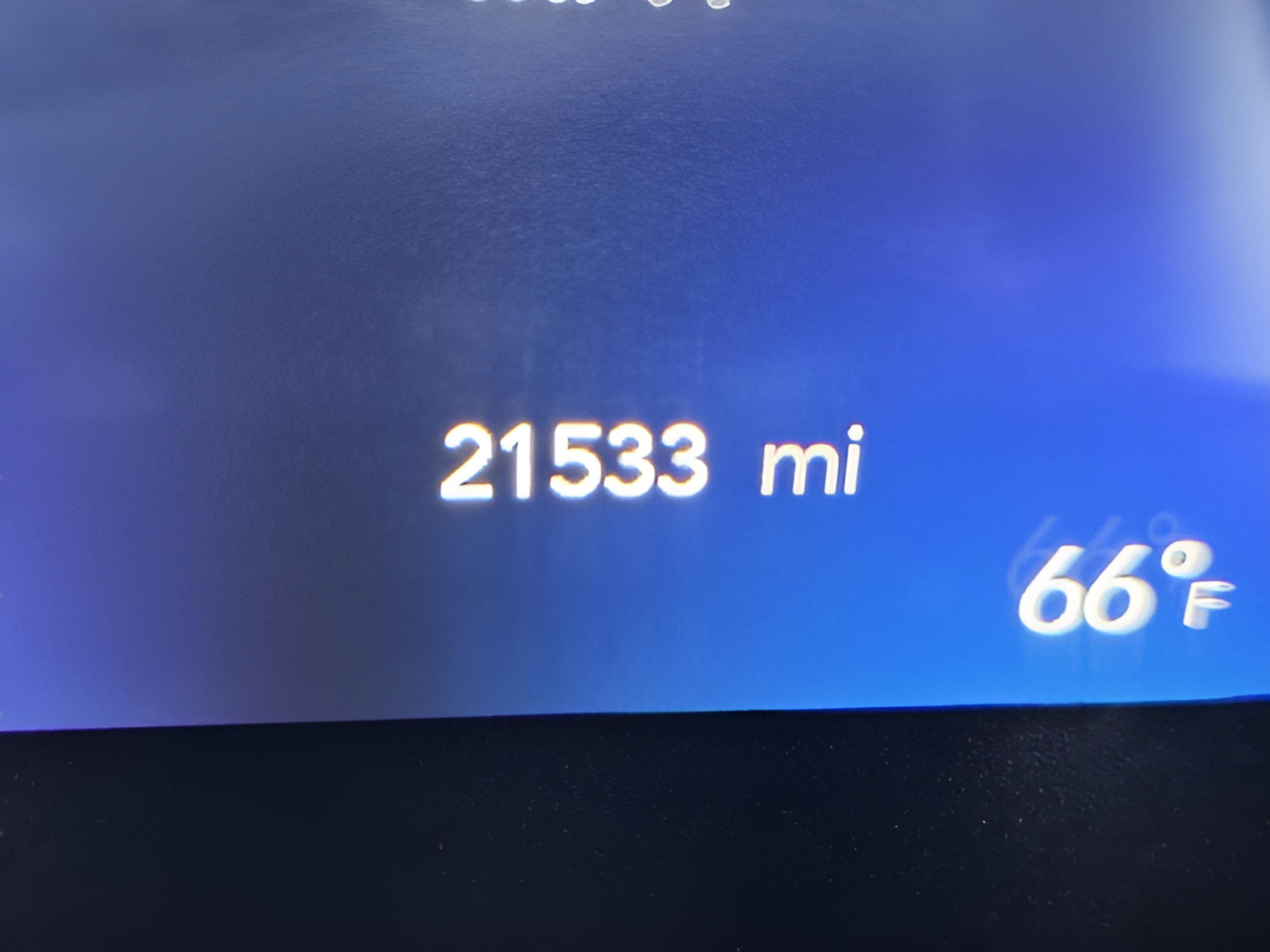 Used 2023 Chrysler Pacifica Touring-L image 20