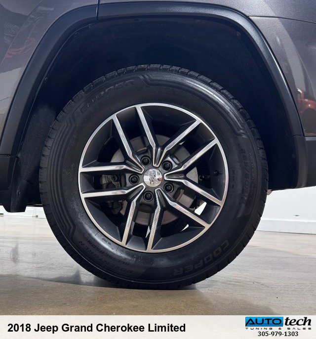 Used 2018 Jeep Grand Cherokee Limited image 18