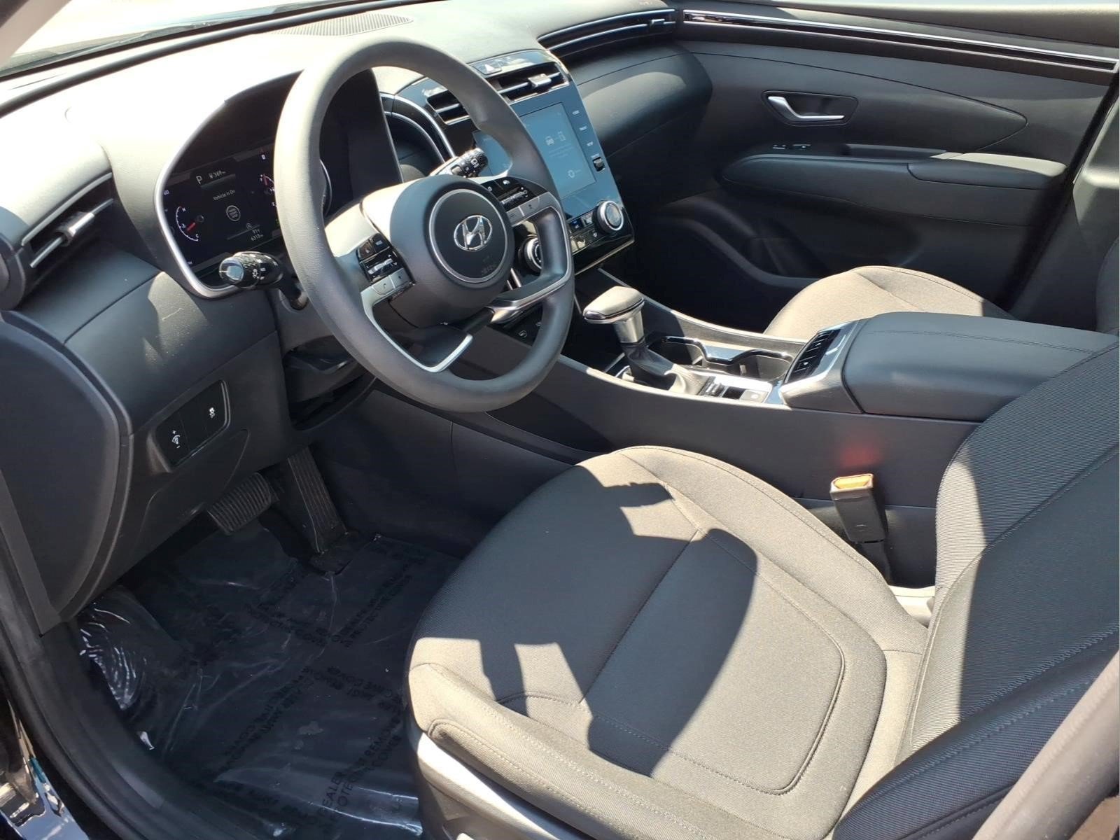 Used 2022 Hyundai Tucson SEL w/ Cargo Package AWD/4WD image 15