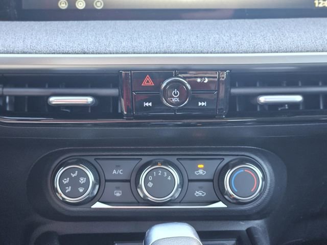 New 2026 Nissan Kicks S image 23