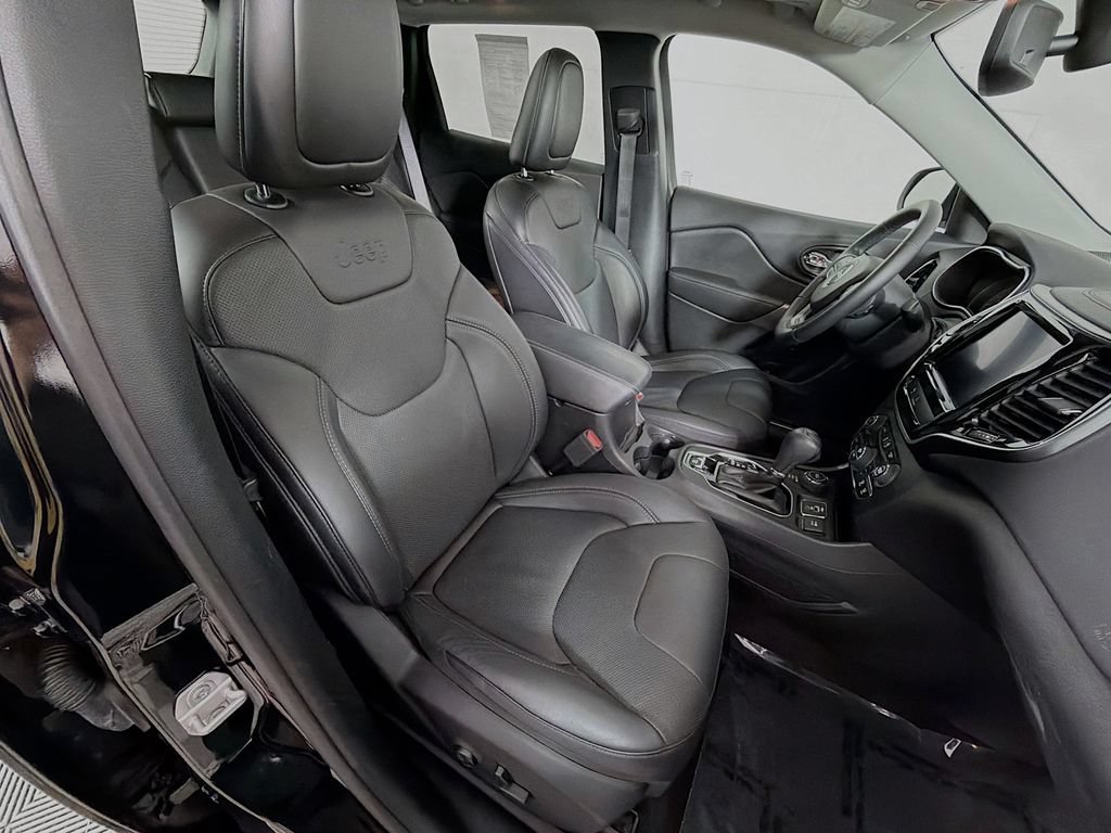 Used 2020 Jeep Cherokee Limited AWD/4WD image 29