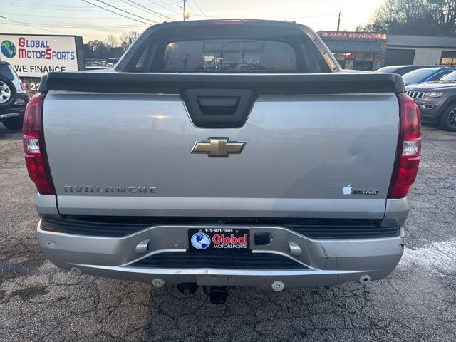 Used 2008 Chevrolet Avalanche LTZ AWD/4WD image 7